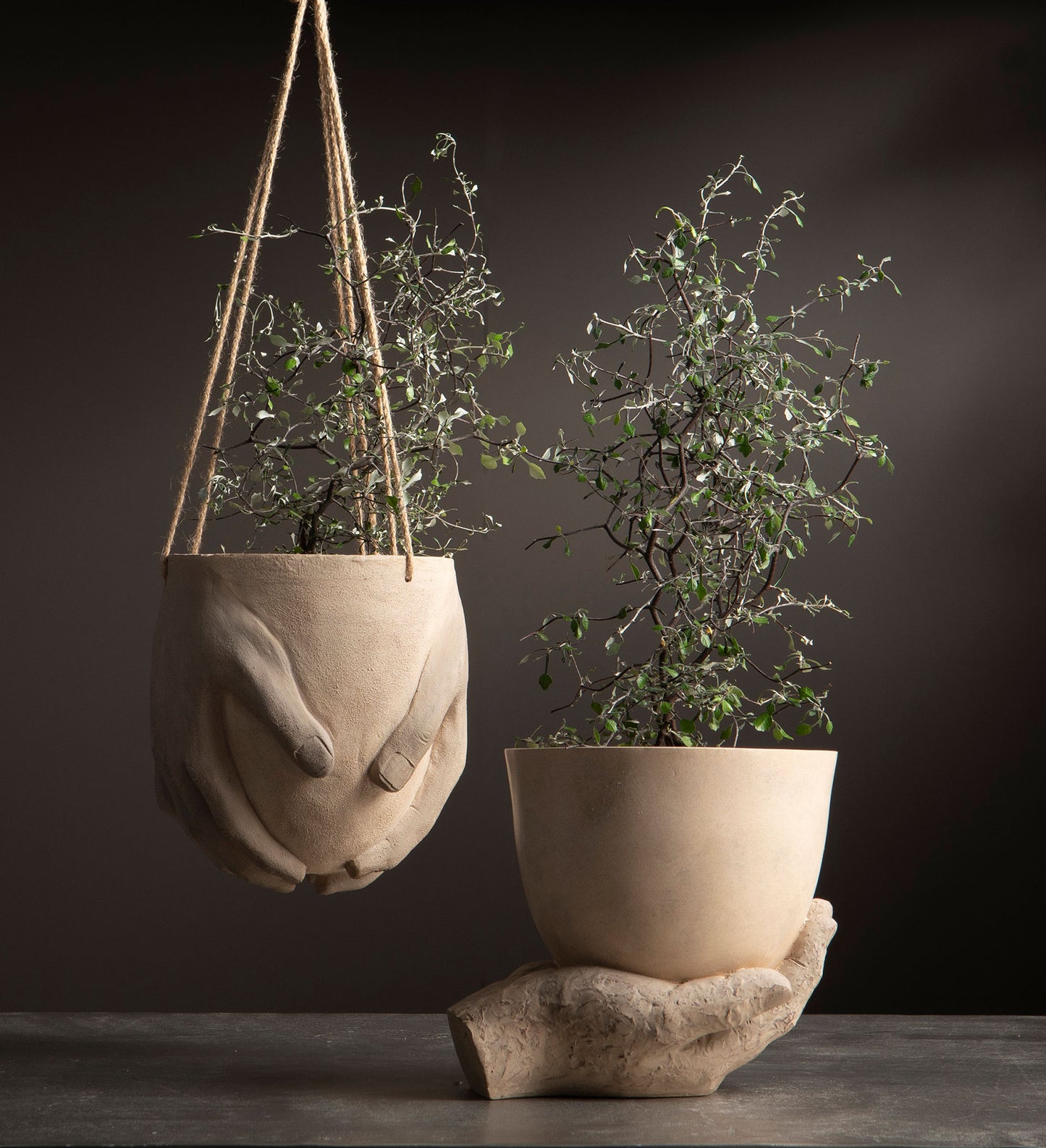 Blómapottur Hendur Hangandi 21cm